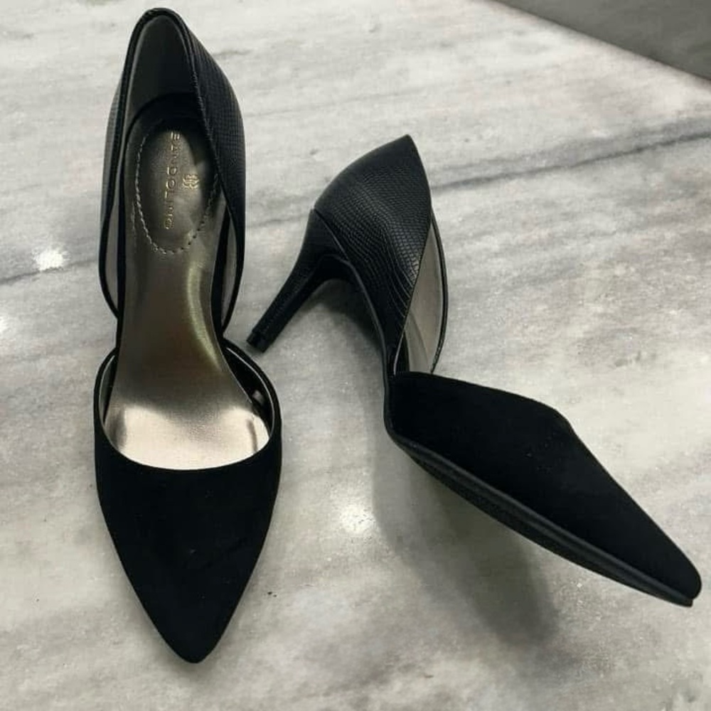 Bandolino Black Suede Pointed-Toe Heels